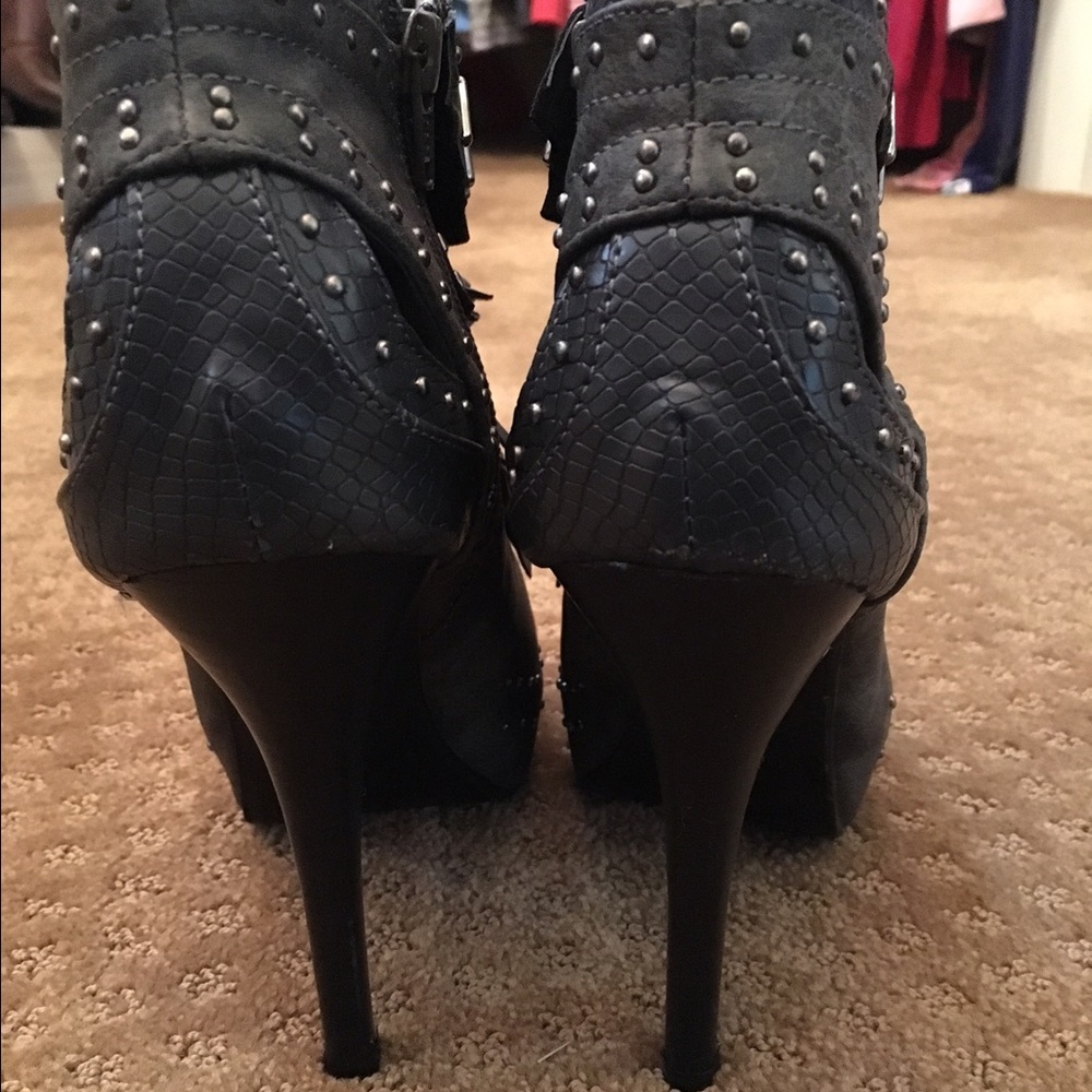 Open toe booties - Picture 2 of 4